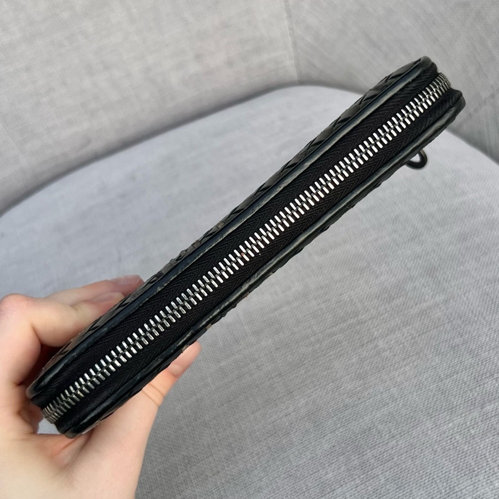 RARE BOTTEGA VENETA Anthracite Black Weave Intrecciato Zip Around Long Wallet - Picture 7 of 10